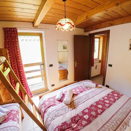 アパート La Piana アルペ・デヴェロ