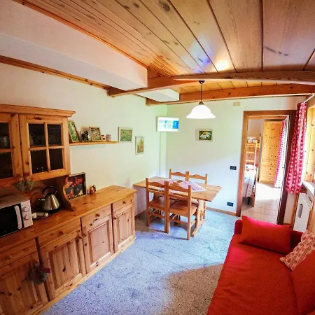 La Piana Apartment *