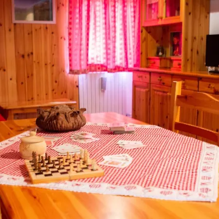 アパート La Piana