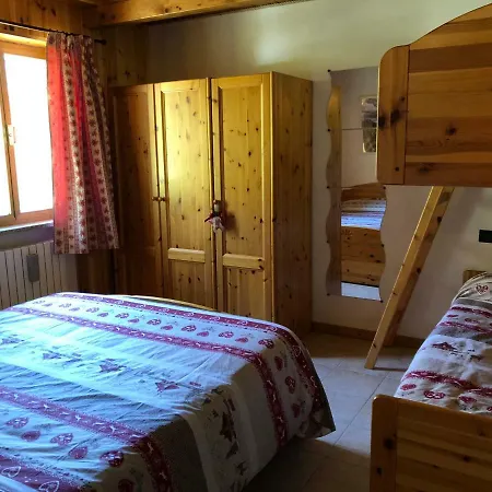 La Piana アパート